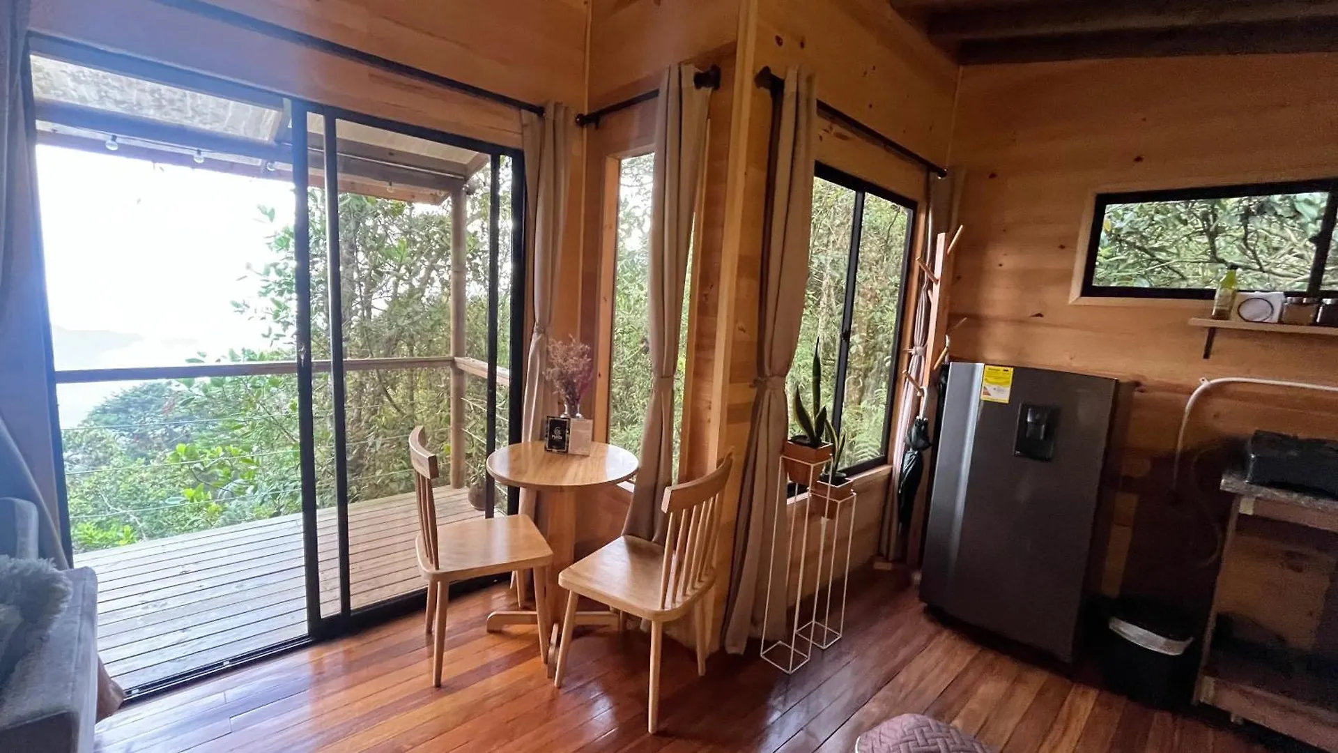 Monte Santa Elena Villa Medellin